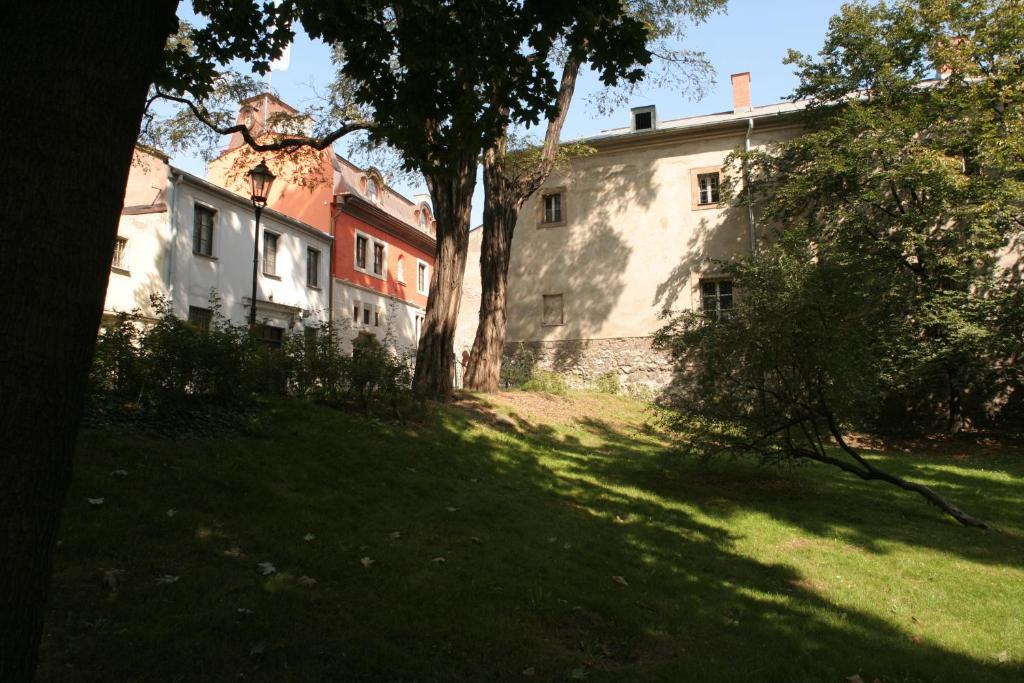 Hotel Grodek Krakow Exterior photo The castle of the ducal family of Saxe-Coburg and Gotha