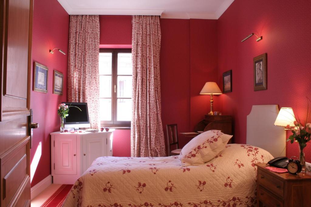Hotel Grodek Krakow Room photo A bedroom